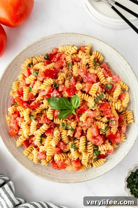 Fresh Tomato Pasta Recipe with Garlic and Basil 8 pasta with fresh tomatoes