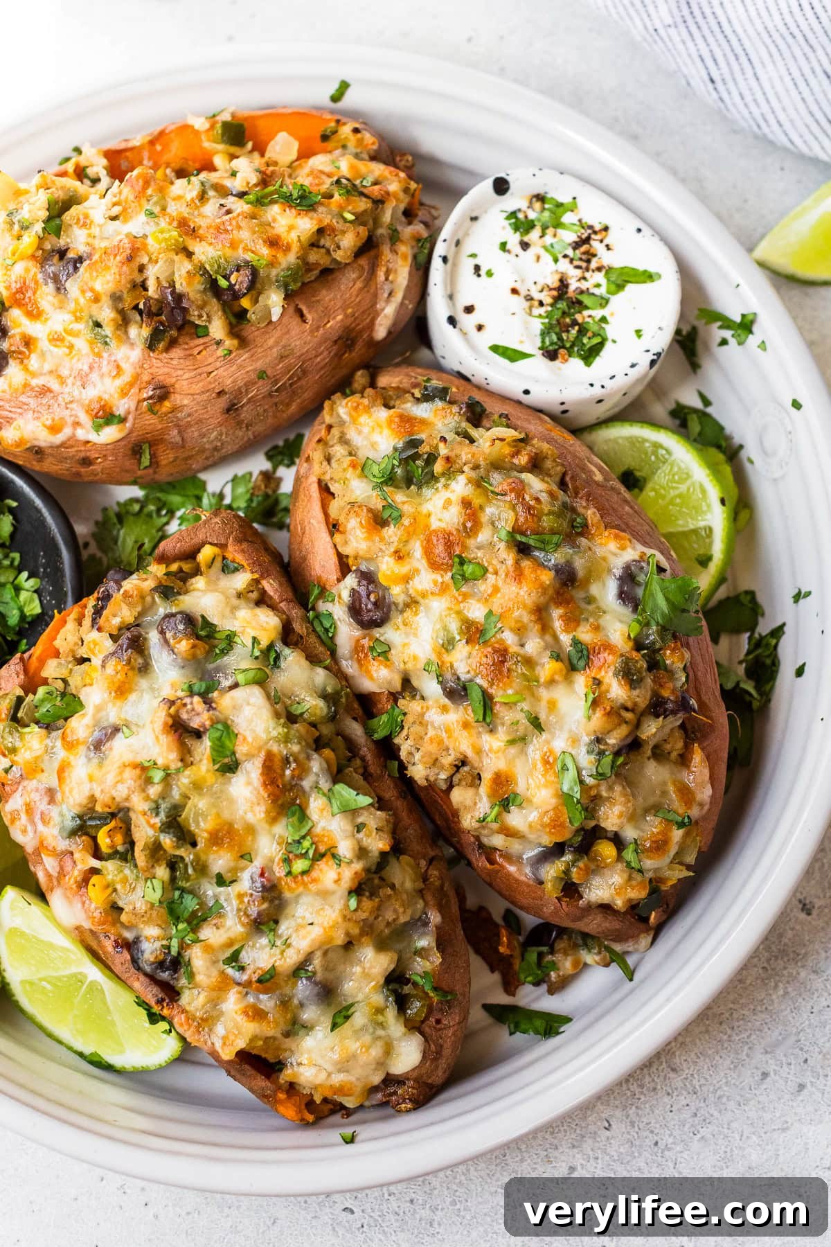 Southwest Stuffed Sweet Potatoes with Black Beans and Corn 15 Southwest Stuffed Sweet Potatoes with Ground Turkey