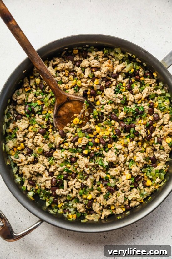 Southwest Stuffed Sweet Potatoes with Black Beans and Corn 7 Make the turkey filling