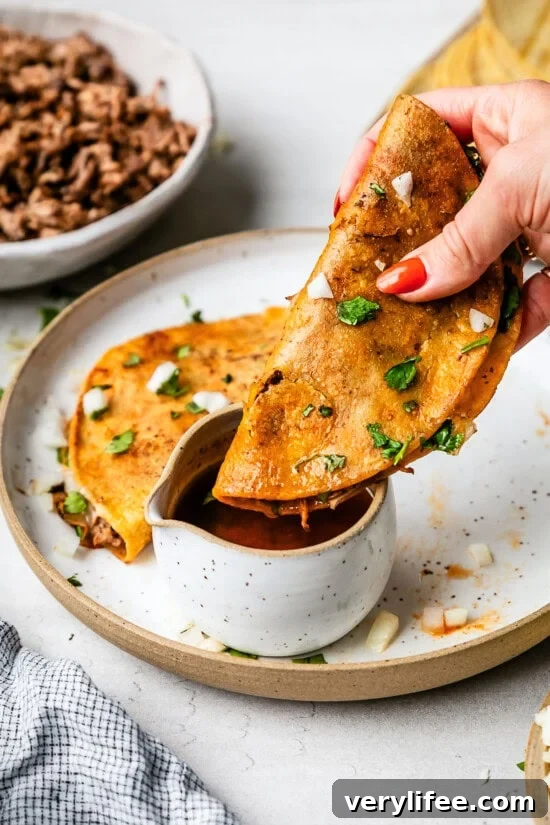 25 Crockpot Dinner Recipes to Enjoy Year-Round 17 Slow Cooker Birria Tacos