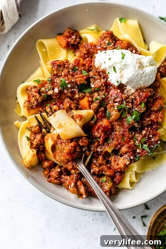 25 Crockpot Dinner Recipes to Enjoy Year-Round 23 Slow Cooker Beef Ragu