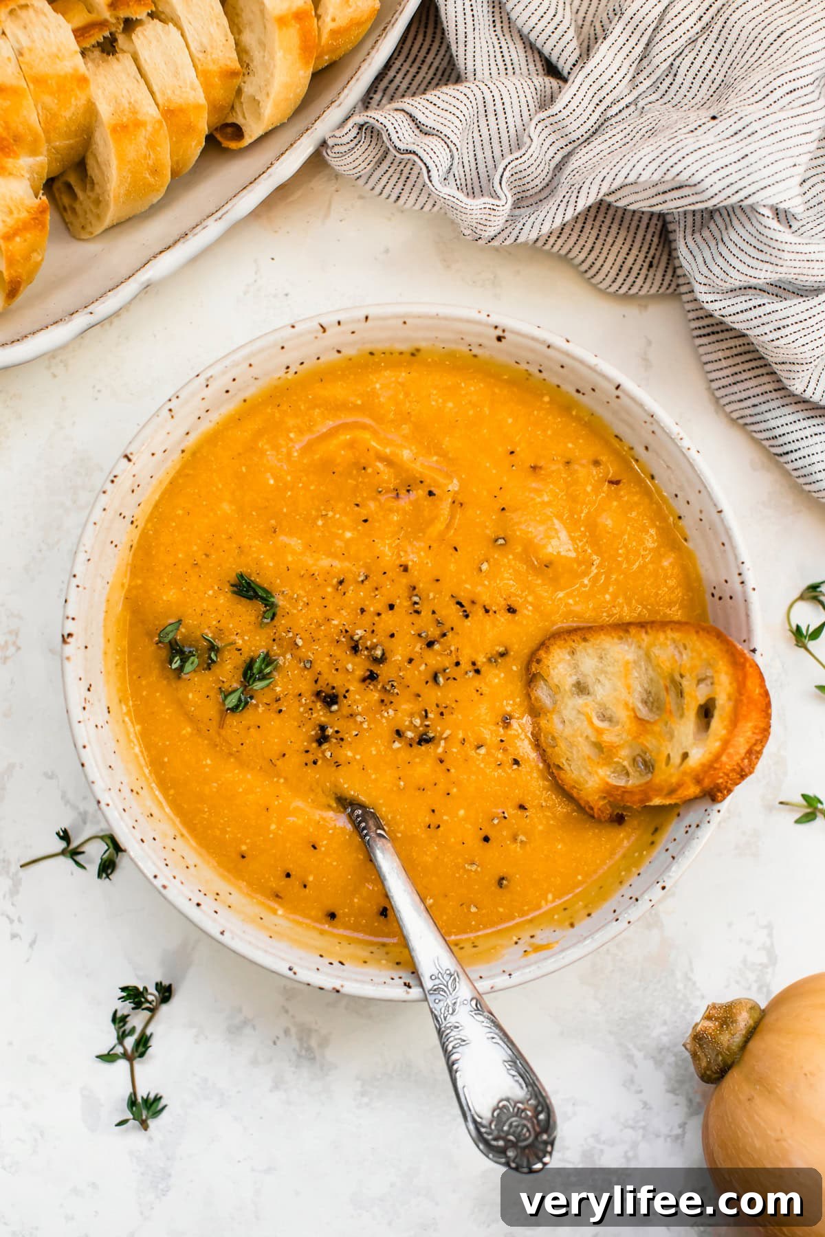 Butternut Squash Cheddar Soup (Slow Cooker or Stovetop)