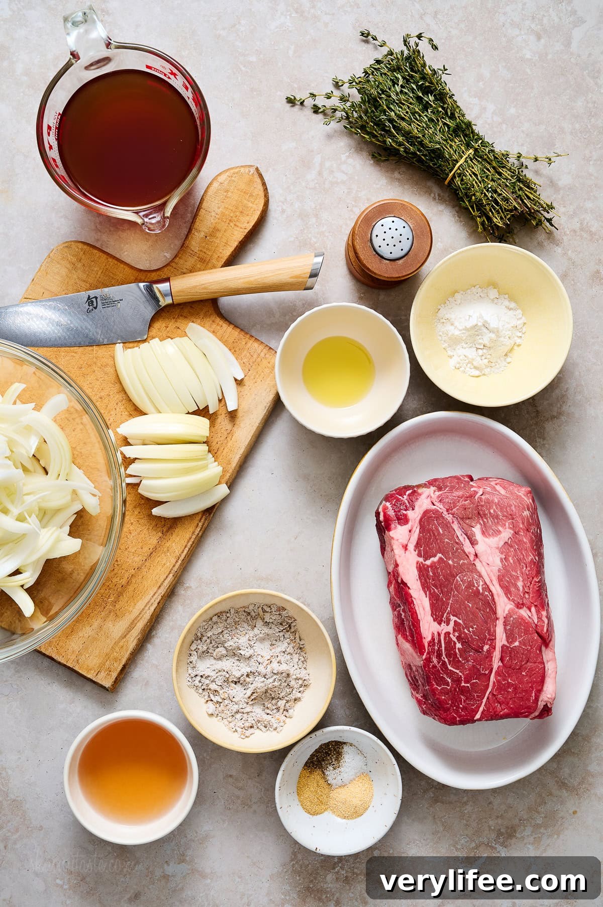French Onion Pot Roast ingredients