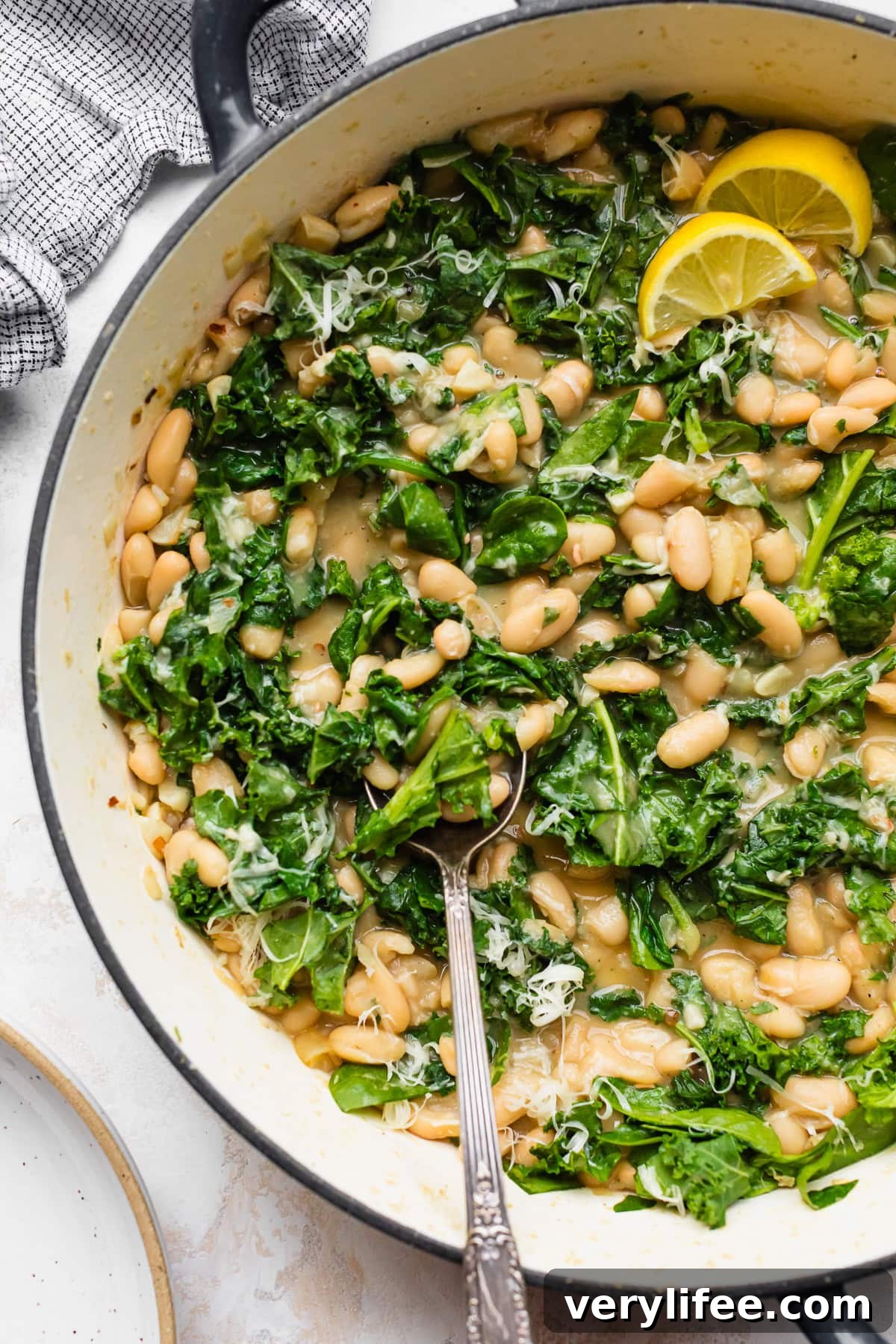 Kale and Spinach Beans Recipe: Hearty Greens Bowl 2 Beans and Greens (Cannellini Beans with Kale + Spinach)