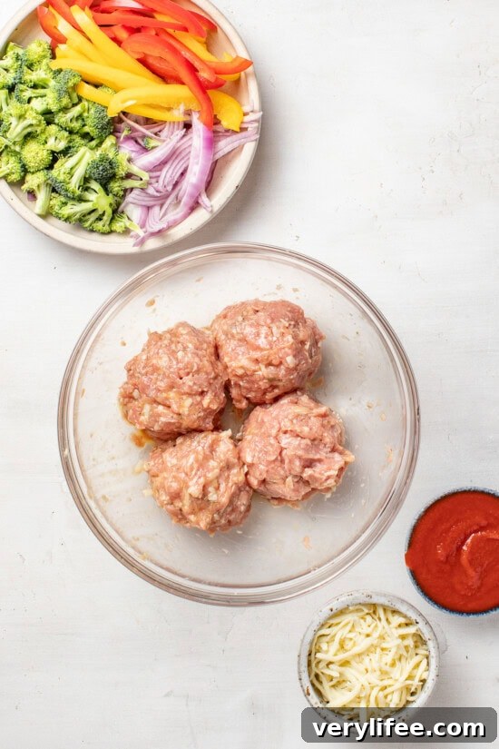 Divide chicken in 4 balls