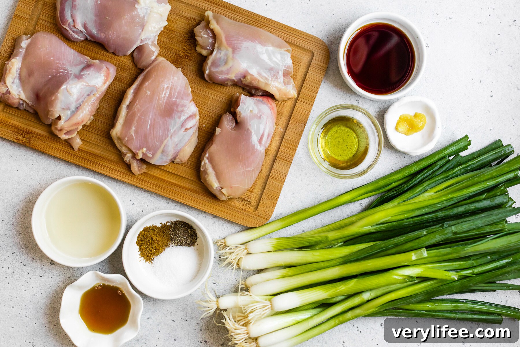Grilled Chicken Thighs with Scallion Ingredients