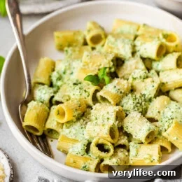 Creamy Pesto Pasta (With Cottage Cheese)