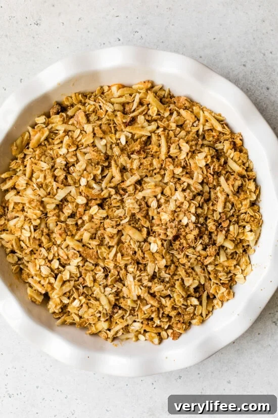 Classic Peach Crisp Recipe with Oat Streusel 8 Peach Crisp