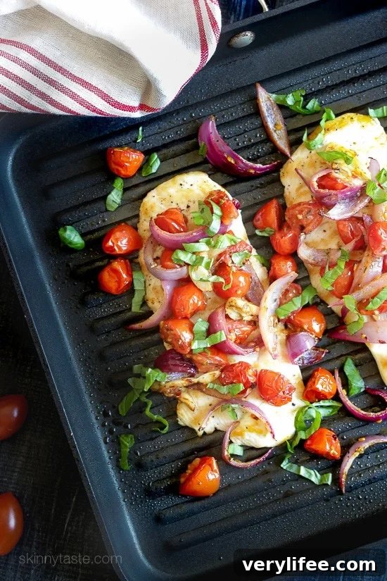 Chicken with Roasted Tomato and Red Onions Chicken with Roasted Tomato and Red Onions – quick, light, and easy weeknight chicken dish.