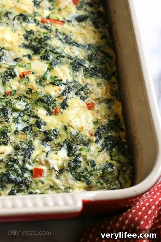 Spinach, Artichoke and Feta Breakfast Bake Eggs, spinach, artichokes and Feta cheese – a healthy breakfast casserole, perfect to feed a crowd or to make ahead for meal prep to heat up for the week.