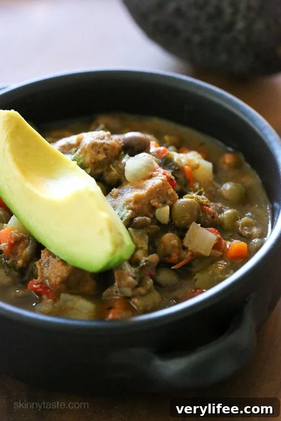 Slow Cooker Pork and Gandules (Pigeon Peas) Stew Slow Cooker Pork and Gandules (Pigeon Peas) Stew