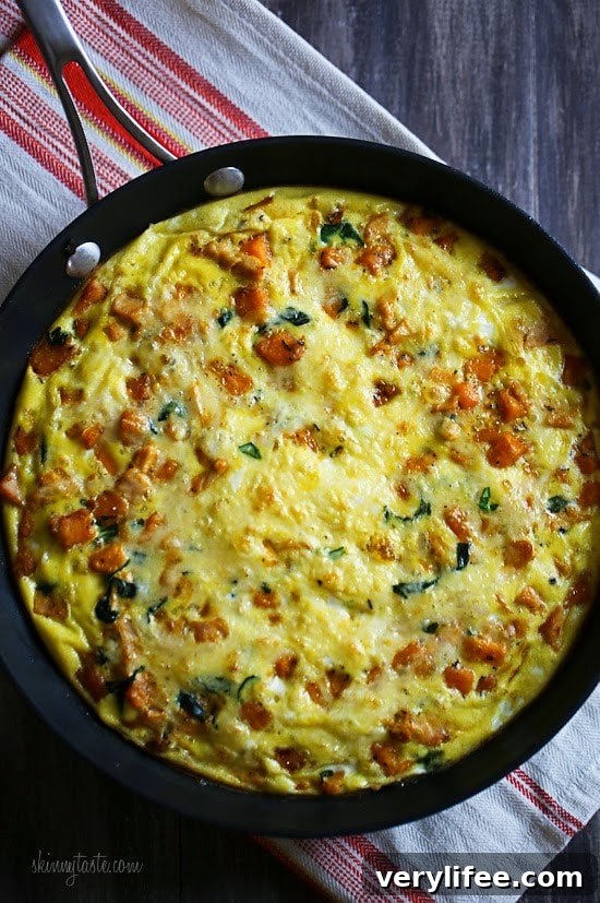 Leftover turkey, sweet potatoes, spinach and Gruyere cheese – trust me, you'll want to save some Thanksgiving turkey because this breakfast frittata is SO good!