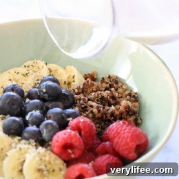 Creamy Berry Quinoa Breakfast Bowl Recipe 4 Small square image of a healthy berry quinoa breakfast bowl