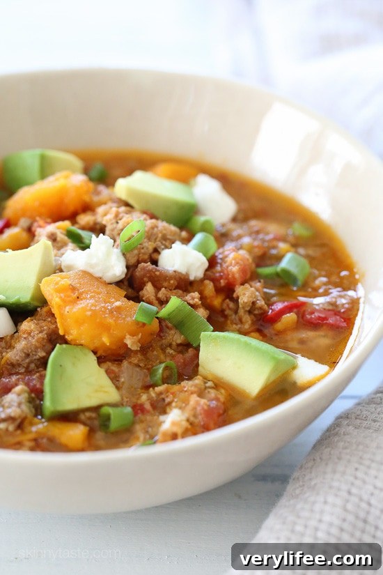 Slow Cooker Paleo Jalapeno Popper Chicken Chili