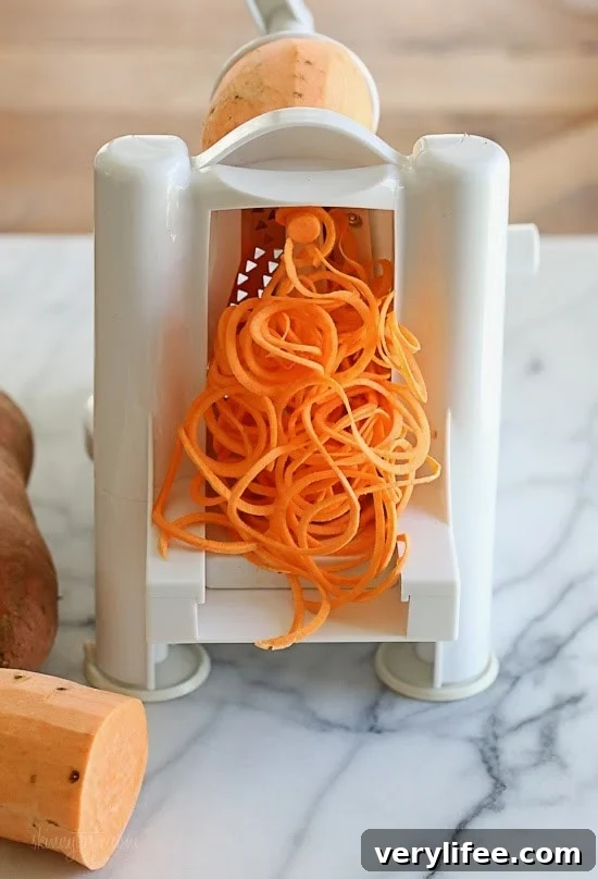 Crispy Spiralized Sweet Potato Latkes 4 img 21395 5