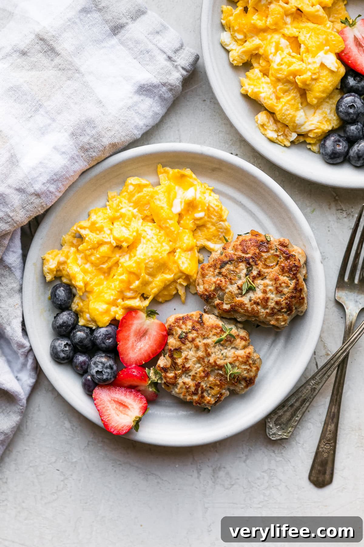 Homemade Breakfast Sausage Recipes and Cooking Tips 12 Breakfast Sausage Patties with eggs