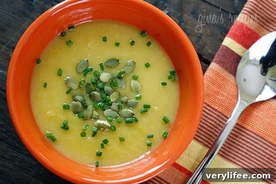 50 Low-Calorie Soup Recipes for Any Season 25 Roasted Acorn Squash Soup