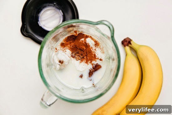 Refreshing Banana Date Smoothie in a jar