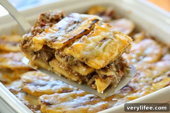 Ground Turkey Pastelon: Sweet Plantain Lasagna 2 Turkey Pastelón is a latin lasagna made of strips of sweet plantain layered with savory picadillo and cheese. It's that sweet salty thing that makes it taste SO good!