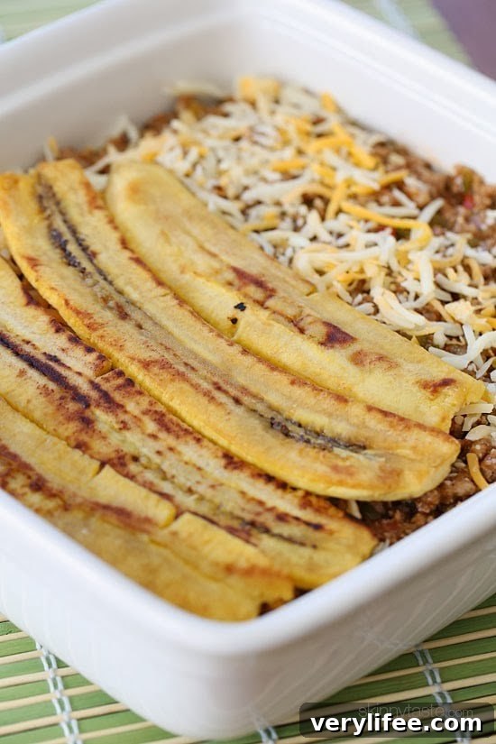 Ground Turkey Pastelon: Sweet Plantain Lasagna 6 Turkey Pastelón is a latin lasagna made of strips of sweet plantain layered with savory picadillo and cheese. It's that sweet salty thing that makes it taste SO good!