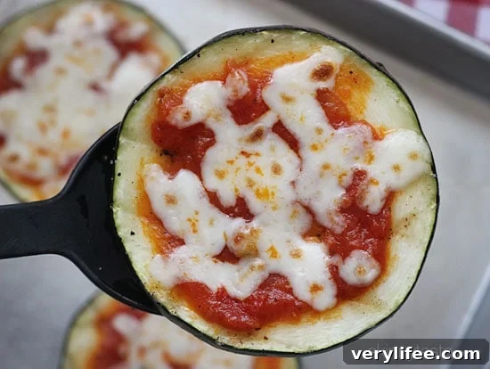 3 ingredient zucchini pizza bites