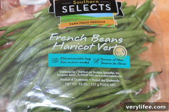 Pretty little bundles of bacon wrapped French 'green beans' known as Haricot verts which are longer and thinner than the typical American green beans. Of course, American green beans will work just fine here too.