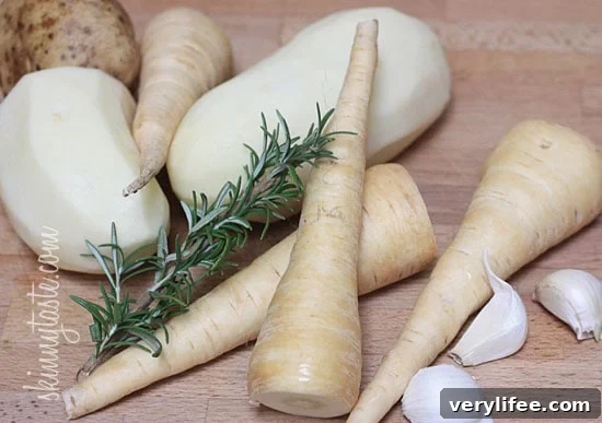 Creamy Potato and Parsnip Mash 3 parsnips and potatoes