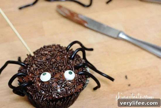 DIY Spooky Spider Cupcakes for Halloween 8 Close-up of a spooky spider cupcake