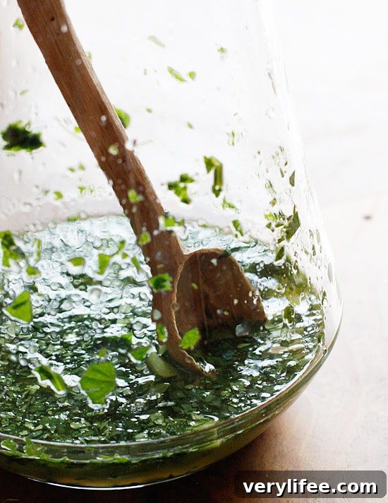 Crisp Celery and Cilantro Cocktail Recipe 3 Glass of Celery Cilantro Cocktail