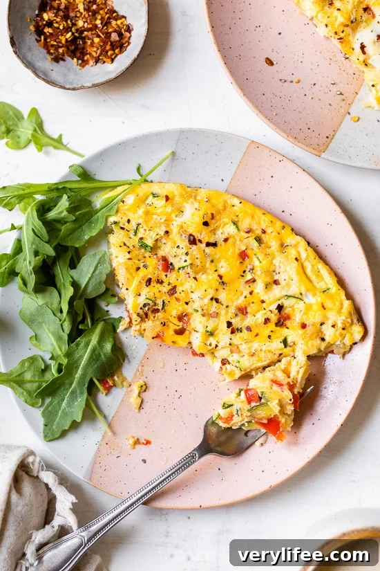 Caramelized Onion, Red Pepper and Zucchini Skillet Frittata 7 Caramelized onions and sautéed red bell peppers and zucchini mixed with eggs and Parmesan create a winning egg frittata breakfast dish.