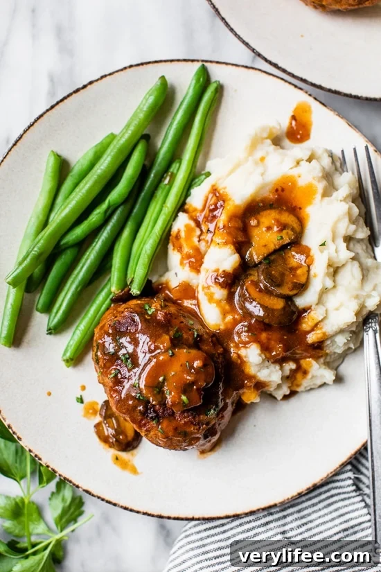 Salisbury Steak with mashed potatoes