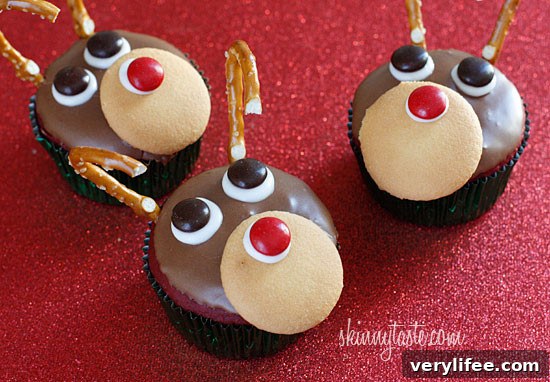 Red velvet yogurt cupcakes topped with a chocolate glaze. These festive reindeer cupcakes are easy to make perfect for a Holiday party!