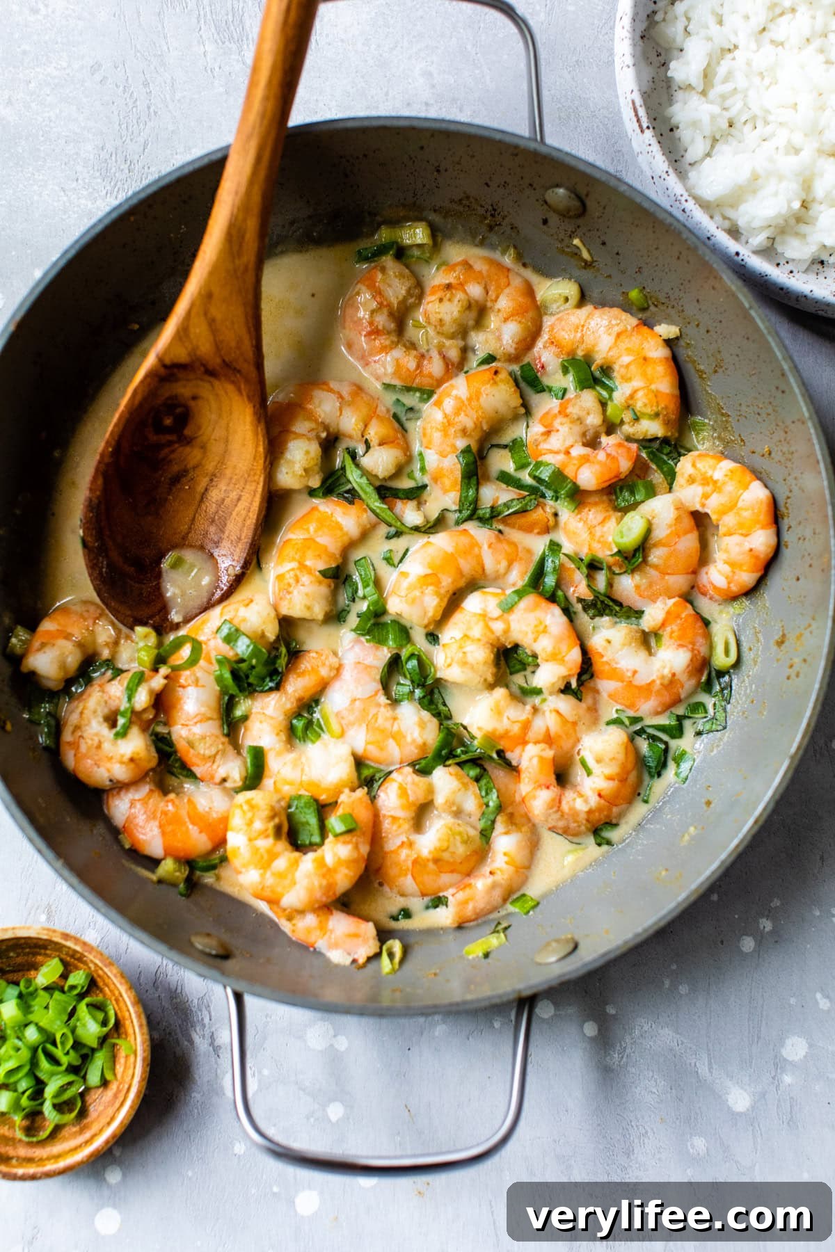 Shrimp in Thai Green Curry with Coconut Milk 3 Thai Green Curry Shrimp