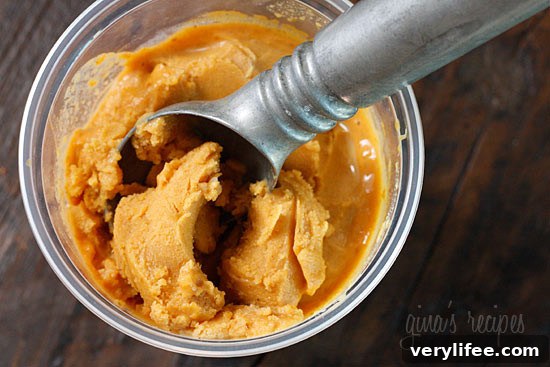 Scoops of pumpkin ice cream