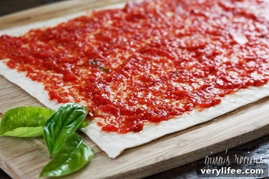 Lavash Flatbread Pizzas: Quick Homemade Pizza Ideas 3 If you like thin crust pizza, you'll love these super easy Lavash flatbread pizzas! Kids love them and they take only minutes to prepare.