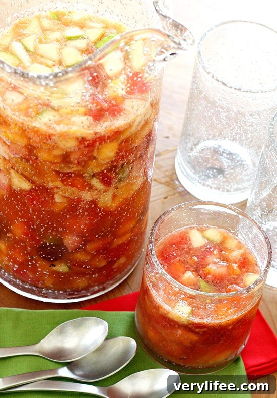 Colombian Salpicon Recipe: Tropical Fruit Punch 6 Serving Salpicón in cups