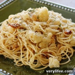 Pasta with cauliflower