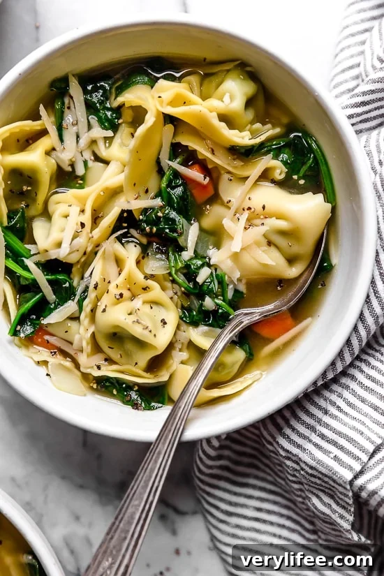 Creamy Spinach Tortellini Soup Recipe 2 Spinach Tortellini en Brodo (in broth) is an Italian soup made with spinach and cheese tortellini and vegetables in a light broth.