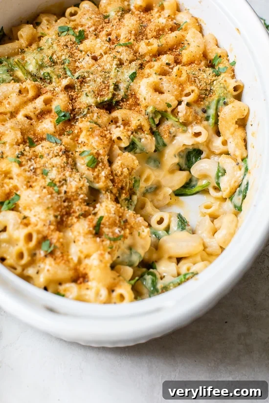 Mac and Cheese with spinach