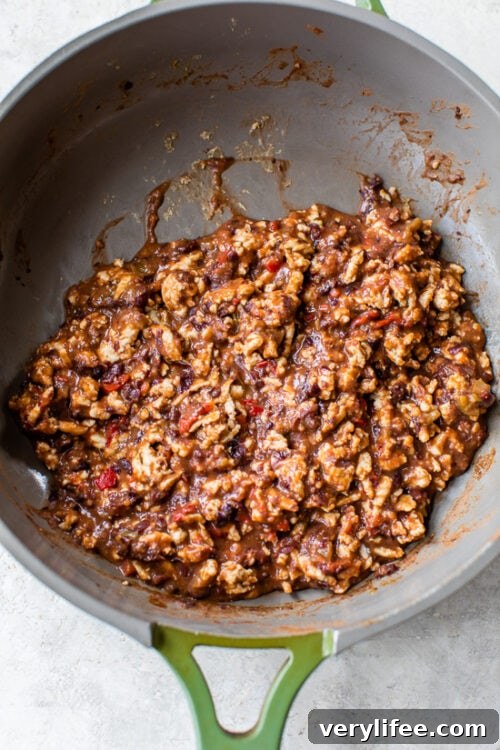 lean ground turkey and black bean mix