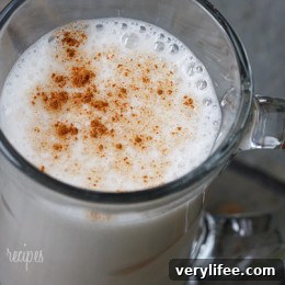 Creamy Oatmeal Shake Recipe 2 Breakfast on the go? This quick shake is healthy and delicious!