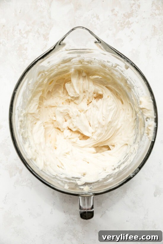 Make the cream cheese frosting
