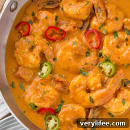 Indian Shrimp Curry in Pan