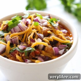 This easy turkey chili recipe uses lean ground turkey and a whole lotta beans!