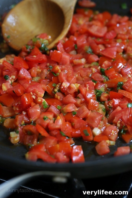 For busy families looking for delicious, healthy meals that will keep everyone’s stomachs full and happy, lentils and rice with eggs and bacon are economic, easy to prepare and make enough for plenty of leftovers!