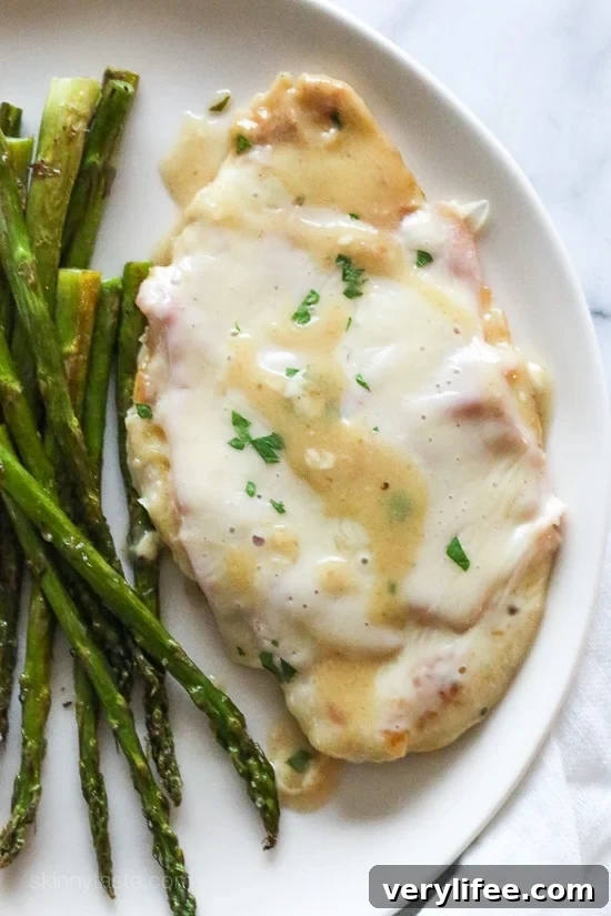 Skillet Chicken Cordon Bleu