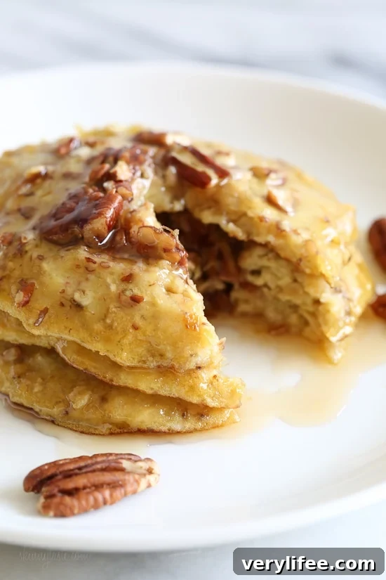 EASY, good-for-you pancakes, loaded with heart-healthy nuts, banana and oats, plus a whole egg – a powerhouse of nutrition. Made with only FOUR ingredients, perfect to make anytime you need to whip up a quick breakfast, and a perfect way to use up those ripe bananas.