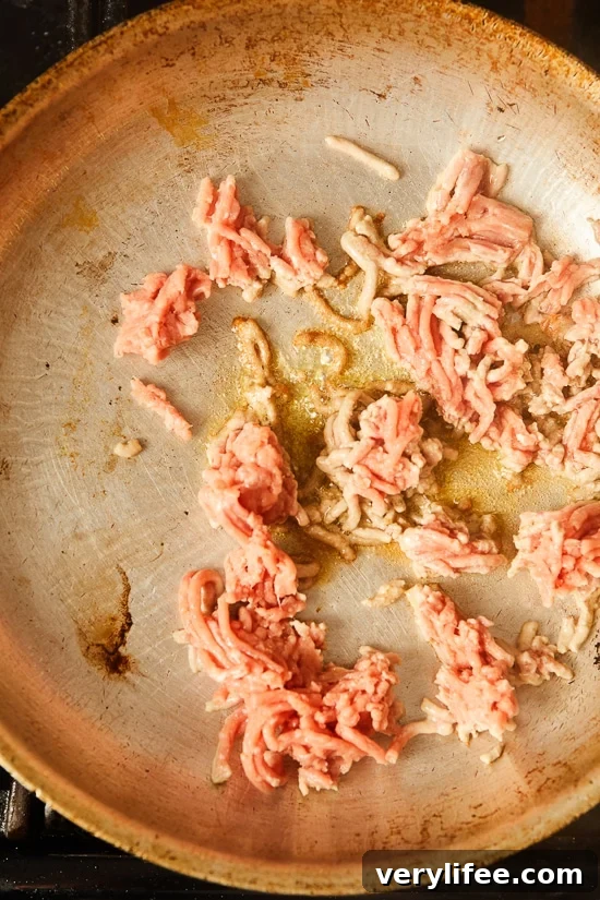 A lighter version of Mexican Chorizo made with ground turkey and a smoky spice blend, perfect for adding to eggs, tacos, and more!