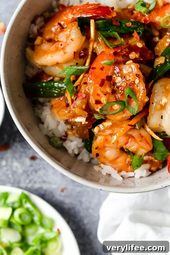 25 Viral Skinnytaste Recipes That Defined 2019 11 For a quick and easy weeknight stir-fry, you will love this Asian honey garlic shrimp recipe! It's sweet, spicy, savory, and so good!!