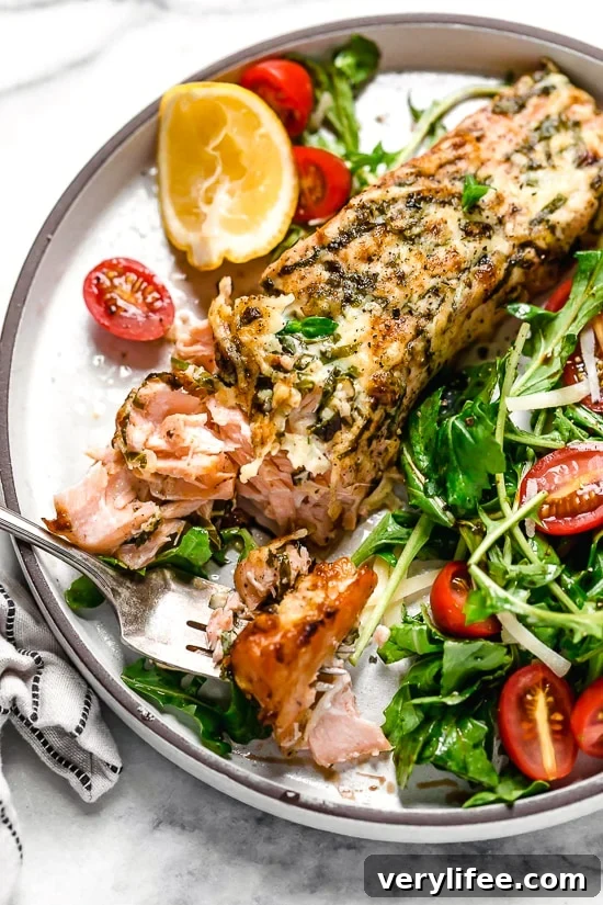 25 Viral Skinnytaste Recipes That Defined 2019 21 I'm obsessed with this Air Fryer Basil-Parmesan Salmon recipe! Making salmon in the air fryer is quick and easy, and the fish comes out so juicy inside.